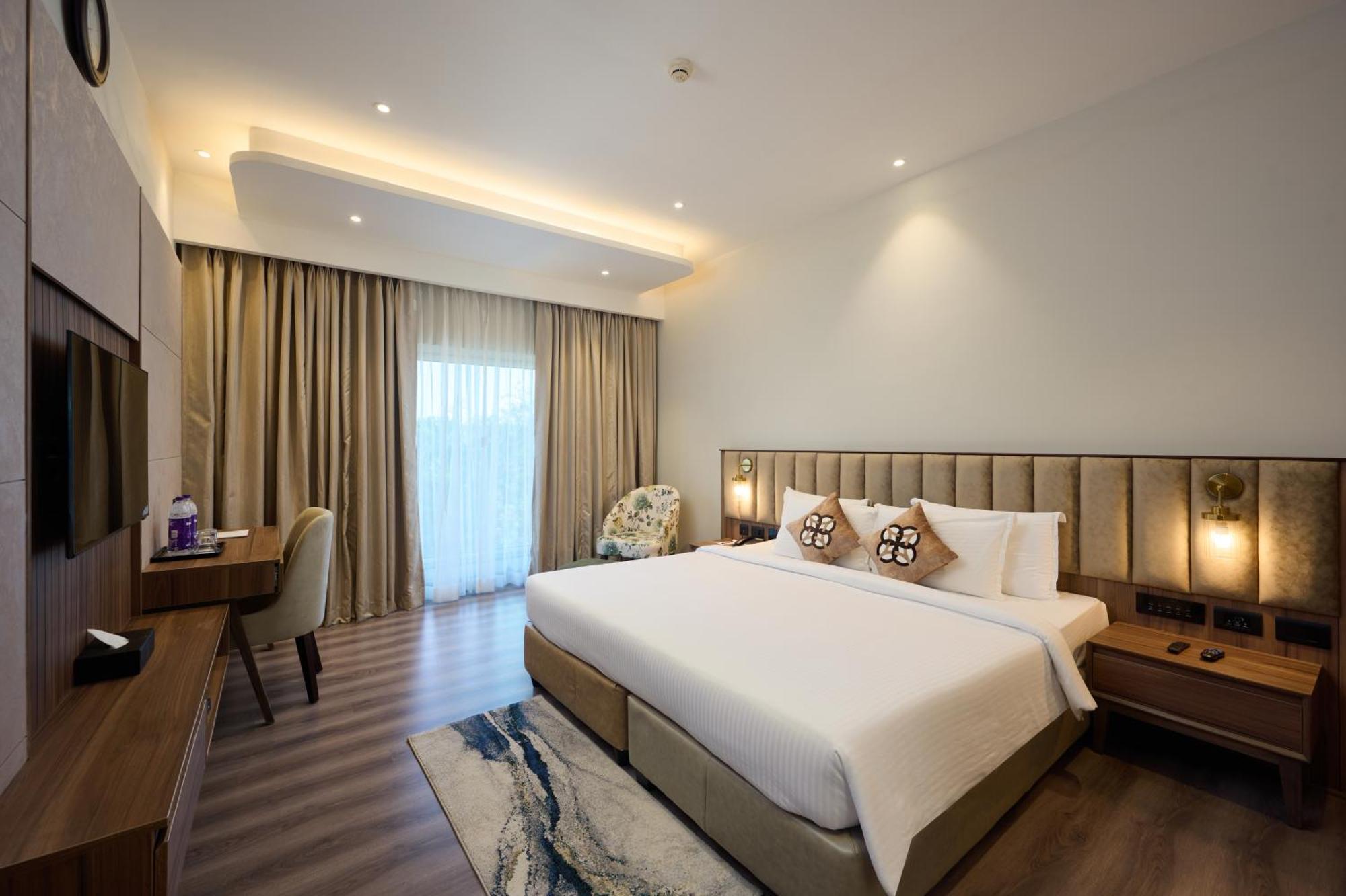 Flora Suite complimentary airport transfers