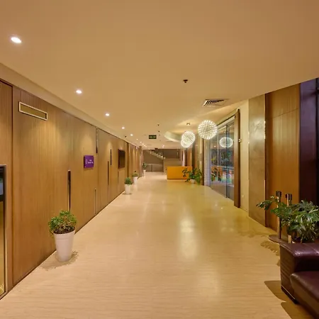 Flora Airport Hotel And Convention Centre Kochi-3